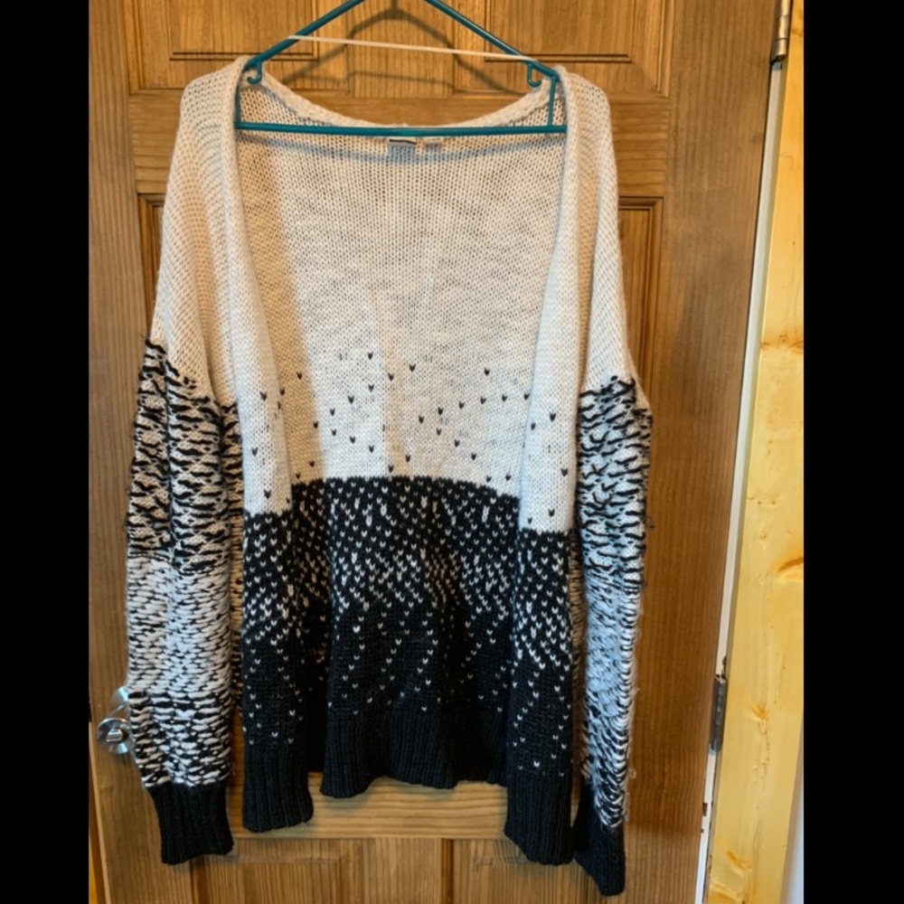 Roxy Cardigan